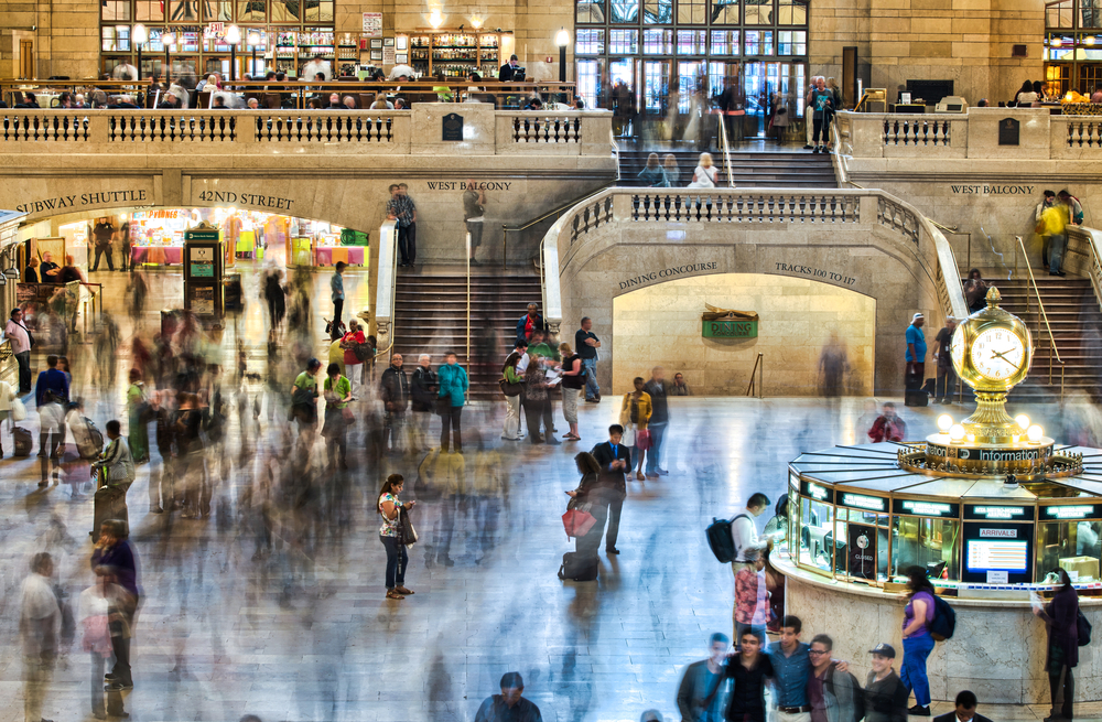 ny_postaja_shutterstock_152454803